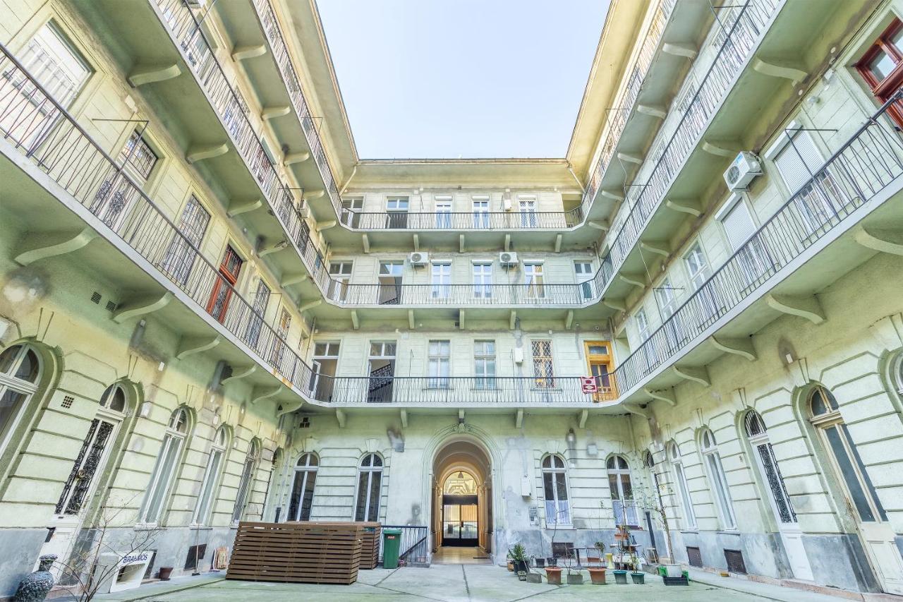 King93 Apartment In Central Budapest. Kültér fotó