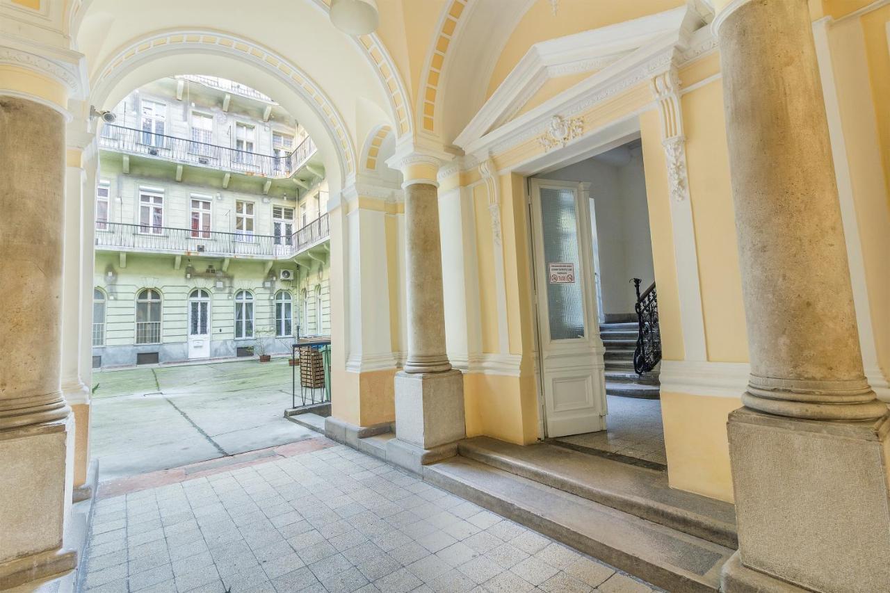 King93 Apartment In Central Budapest. Kültér fotó